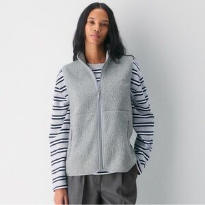 Aritzia Light Gray Fleece Vest